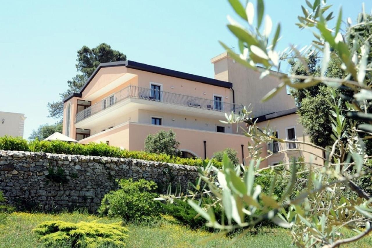 Hotel Villa Rosa มาร์ตินาฟรังกา ภายนอก รูปภาพ