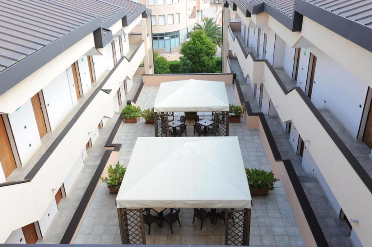 Hotel Villa Rosa มาร์ตินาฟรังกา ภายนอก รูปภาพ