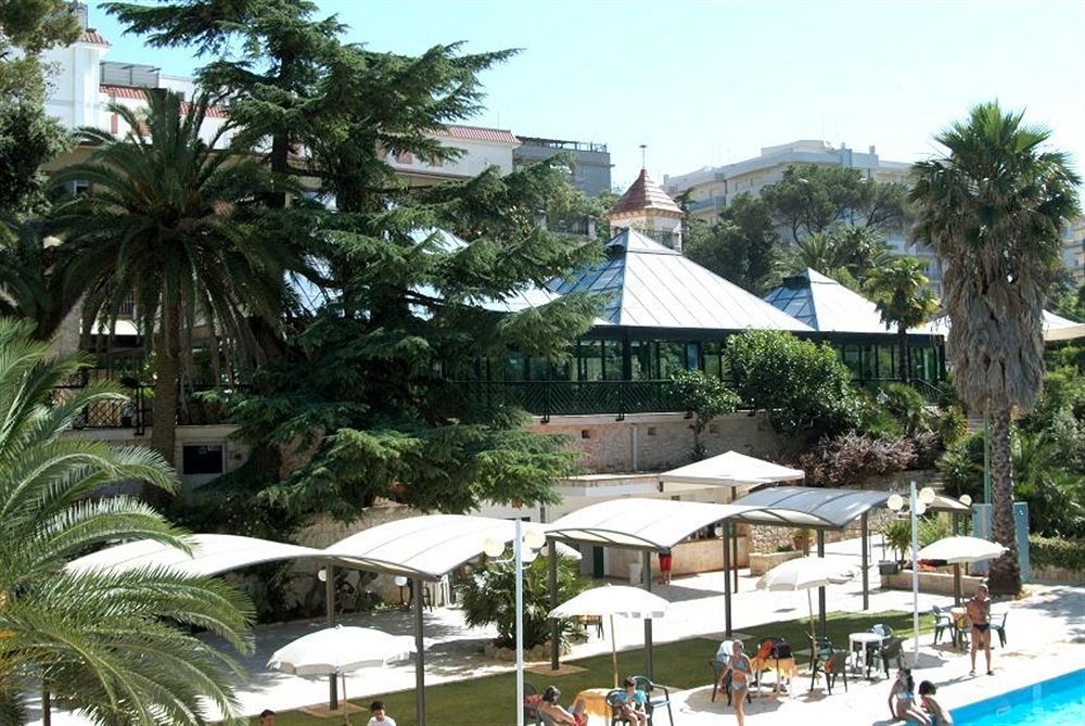 Hotel Villa Rosa มาร์ตินาฟรังกา ภายนอก รูปภาพ